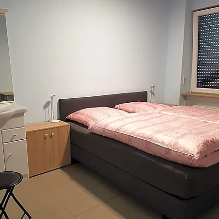 אכסניה Gaestehaus Zum Padre