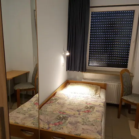 אכסניה Gaestehaus Zum Padre גוך