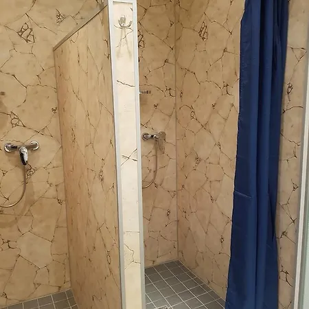 אכסניה Gaestehaus Zum Padre *