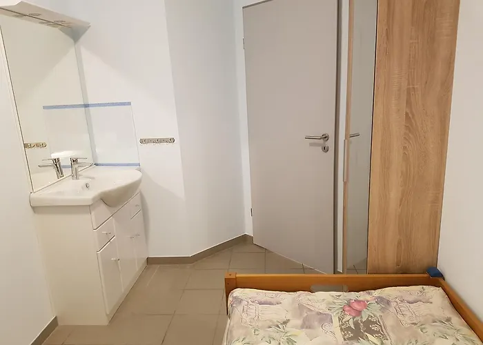 بيت شباب Gaestehaus Zum Padre *